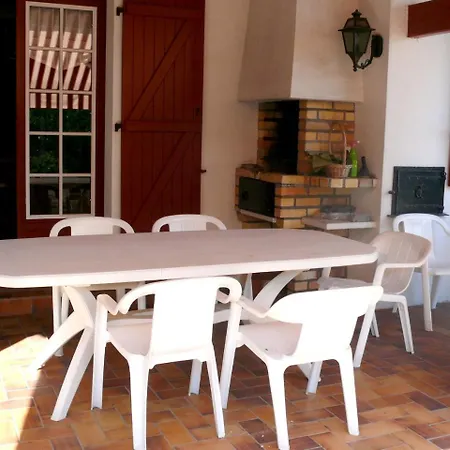 Holiday Rue De Moleressenia Vila *